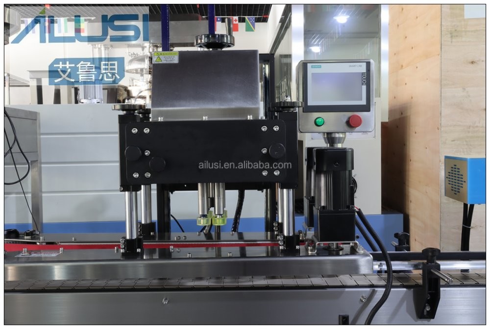 Ailusi SUS304&316L Plastic Bottle Liquid Filling Capping Production Line with Round Bottle Labeling