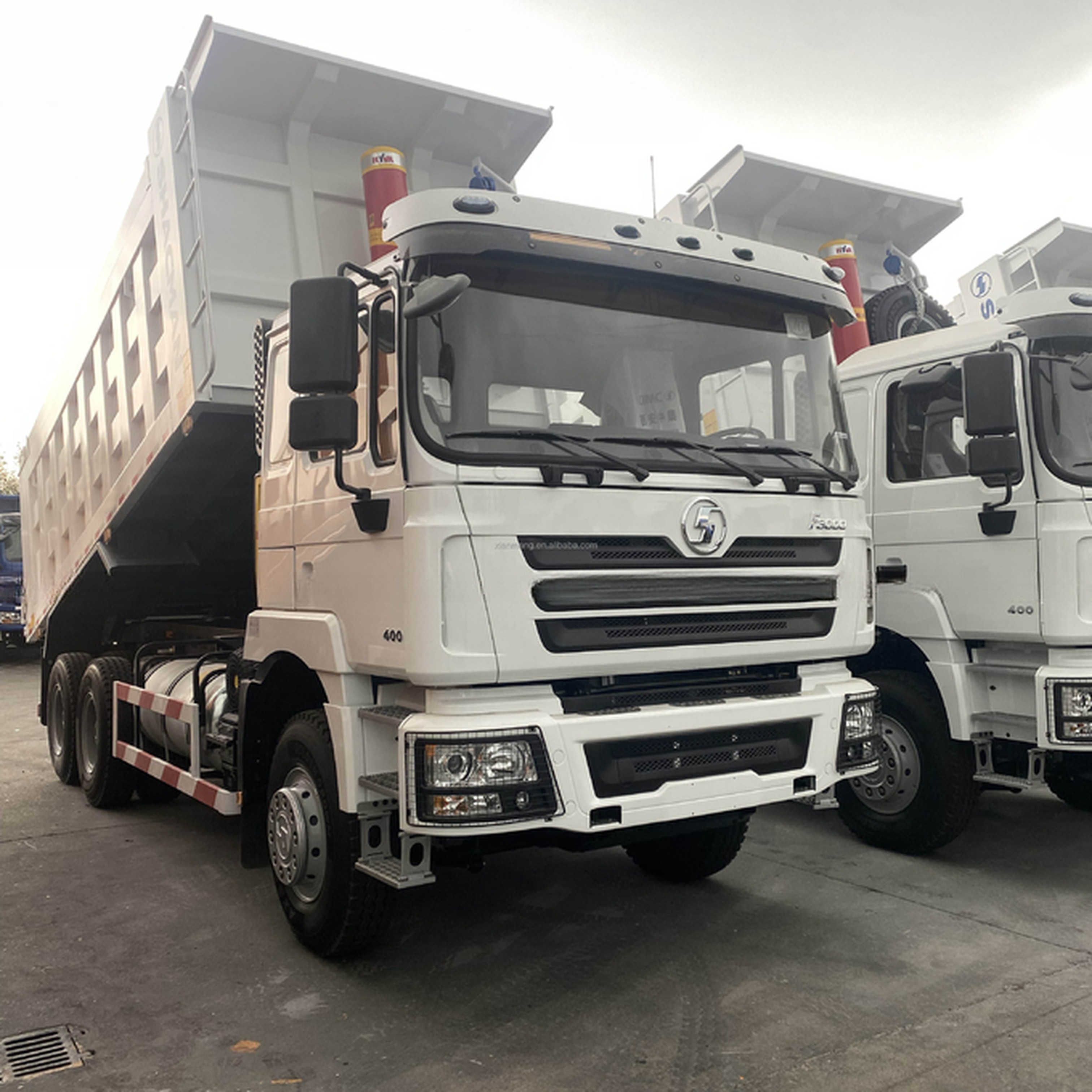 6X4 8X4 H3000 F3000 X3000 Shacman Dump Truck Used 40T Tipper Truck Euro 2