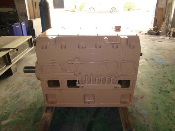 Torque 13.9 T / A³ Twin Screw Extruder Gearbox Bilateral Symmetry Gear Drive
