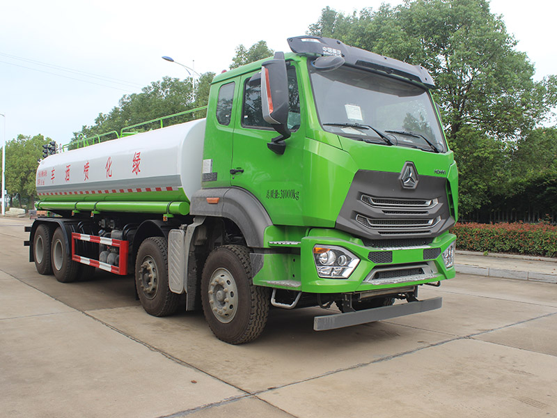 SINITRUCK 350Hp 20cubic Meter Gear Box 8 Degree 25ton Water Truck for Watering Plants,rushing Roads