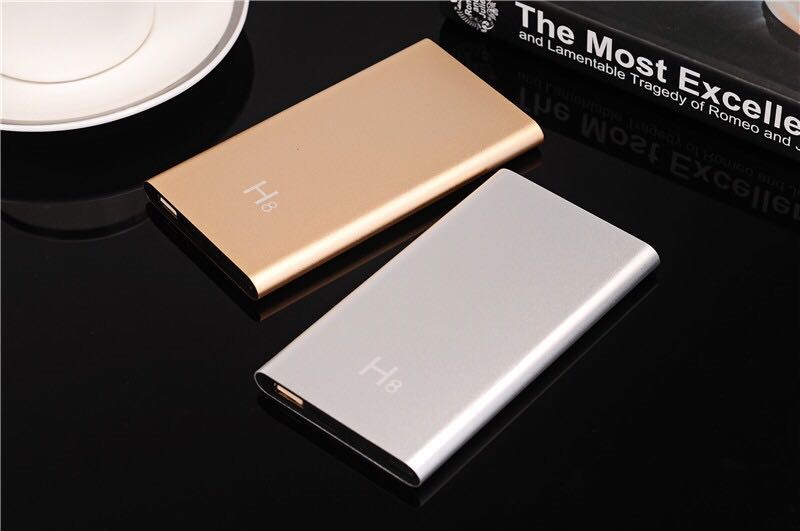 Hidden Cameras Portable Mini HD 1080P WiFi Hidden Camera Power Bank with Motion Detection, Support iOS/Android PC H8