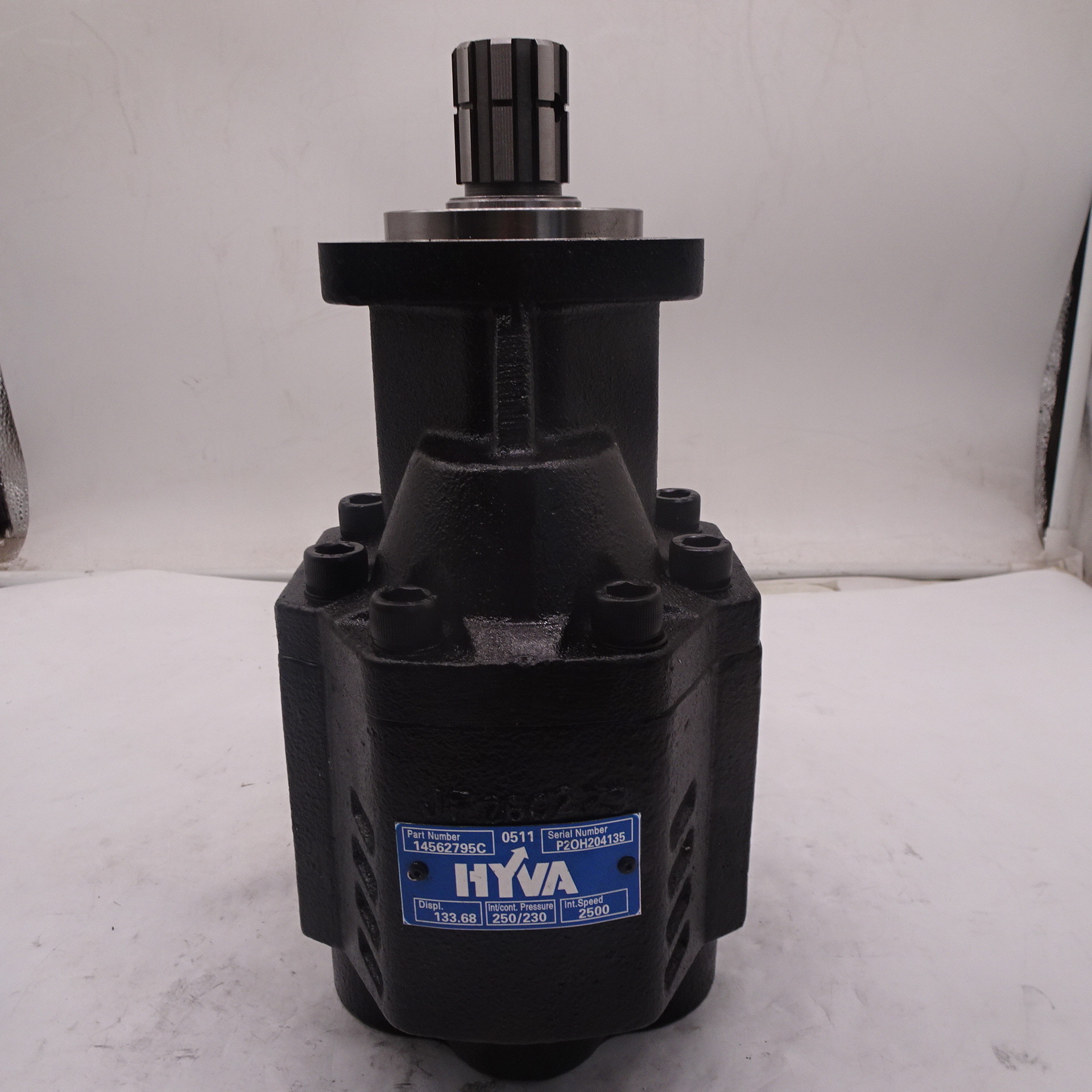 Hyva hydraulic pump original factory 14562795 14562795C professional packaging two days
