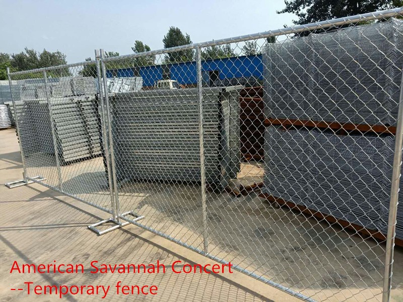 Farm Security 3.5mm Welded Curved Mesh Fence Powder Coated