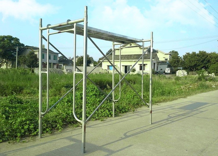  Easy Assemble Ringlock Scaffolding System High Bearing Capacity Automatic Welding Manufactures