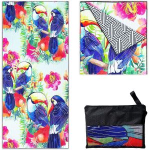 China Custom Sand Free Recycled Microfiber Beach Towel With Pocket Towel on sale