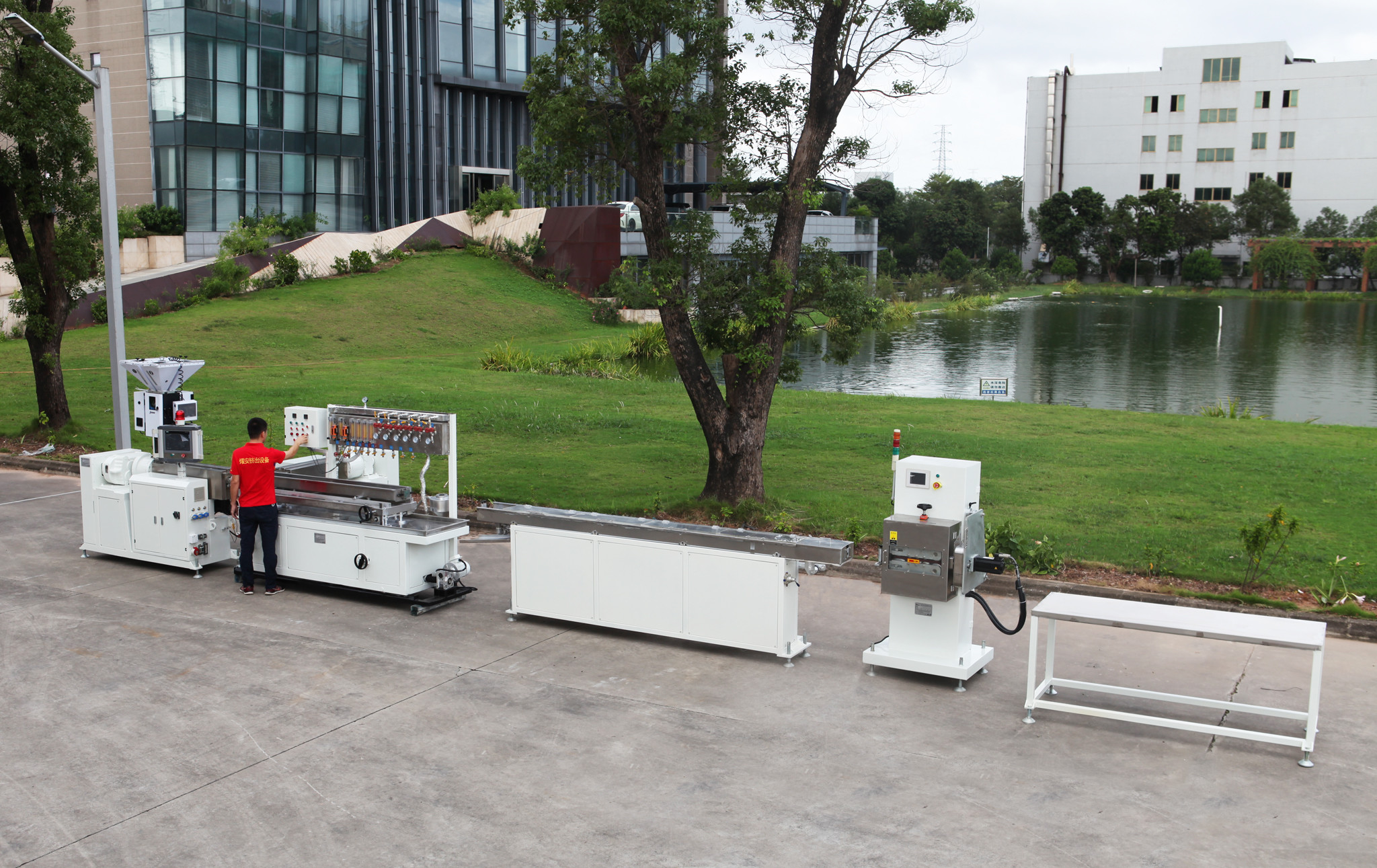 TPE PP Car Wiper Strip Single Screw Extruder / Extrusion Machine
