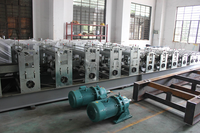 YX206-610 K-Span Arch Roll Forming Machine For 0.6-1.5mm Color coil or Galvanized coil  