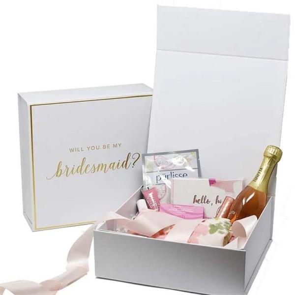 Custom Magnetic Closure White Cardboard Gift Box For Mother's Day Valentine's