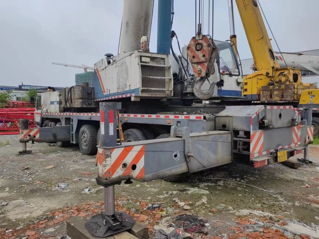 2010 Zoomlion 150t Mobile Crane Truck Mounted Crane All Terrain Crane Factory Directly Sale
