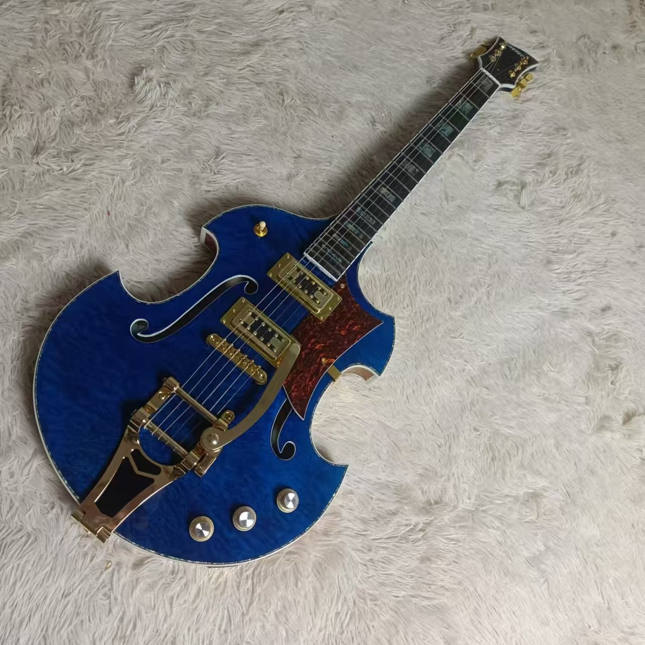 Custom f hole hollow body irregular body Gretsch electric guitar with bigs bys trem in blue color, accept guitar and bass OEM
