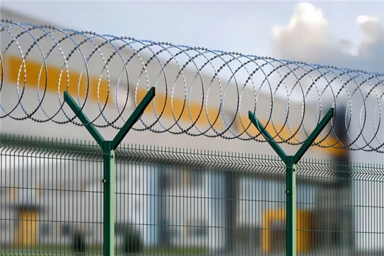 Y Fence Post Welded Mesh Fence Security Wire Mesh Fence With Razor Wire