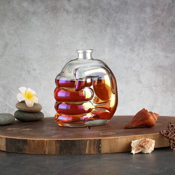 Special Shape 500ml and 750ml Liquor Glass Bottle with Competitive Limited Time