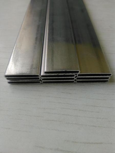 22 * 2.0mm Aluminum Radiator Tube Flat Shape Hot Extrusion High Brightness