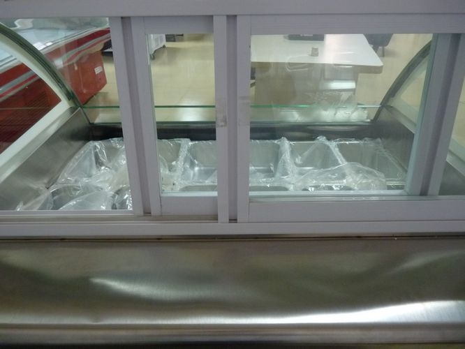 10 Containers Ice Cream Showcase Freezer With Danfoss Under Bottom