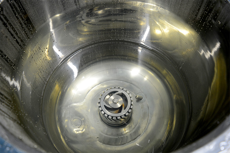 1200-1800PCS/H SUS304 & SUS316L Vacuum Emulsifier Mixer Homogenizer Toothpaste Production Line