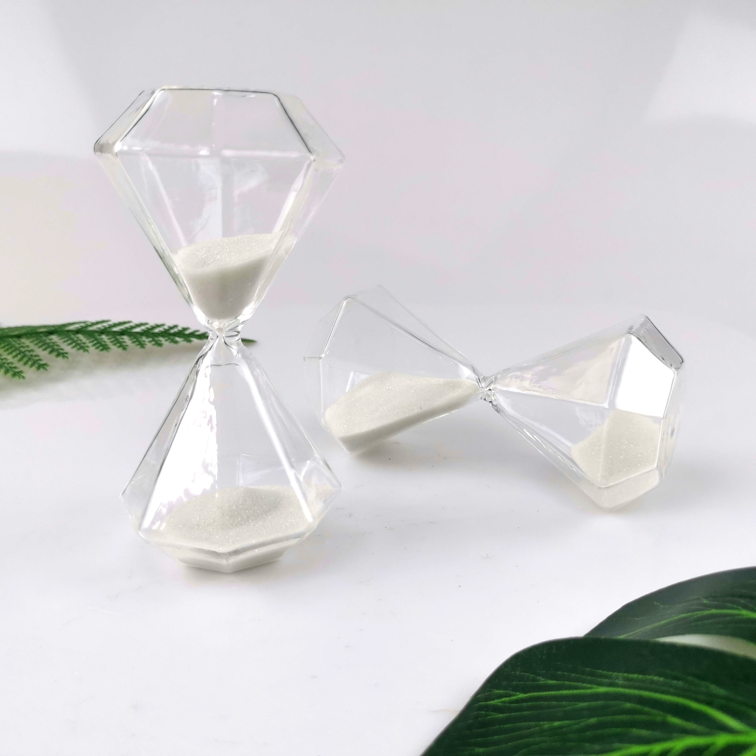Diamond Sand Timer Hourglass 1-30min Logo Customized Timekeeping Device