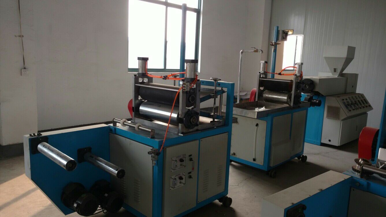 Mini Plastic Film Manufacturing Machines , Pvc Film Machine φ45mm Screw Diameter