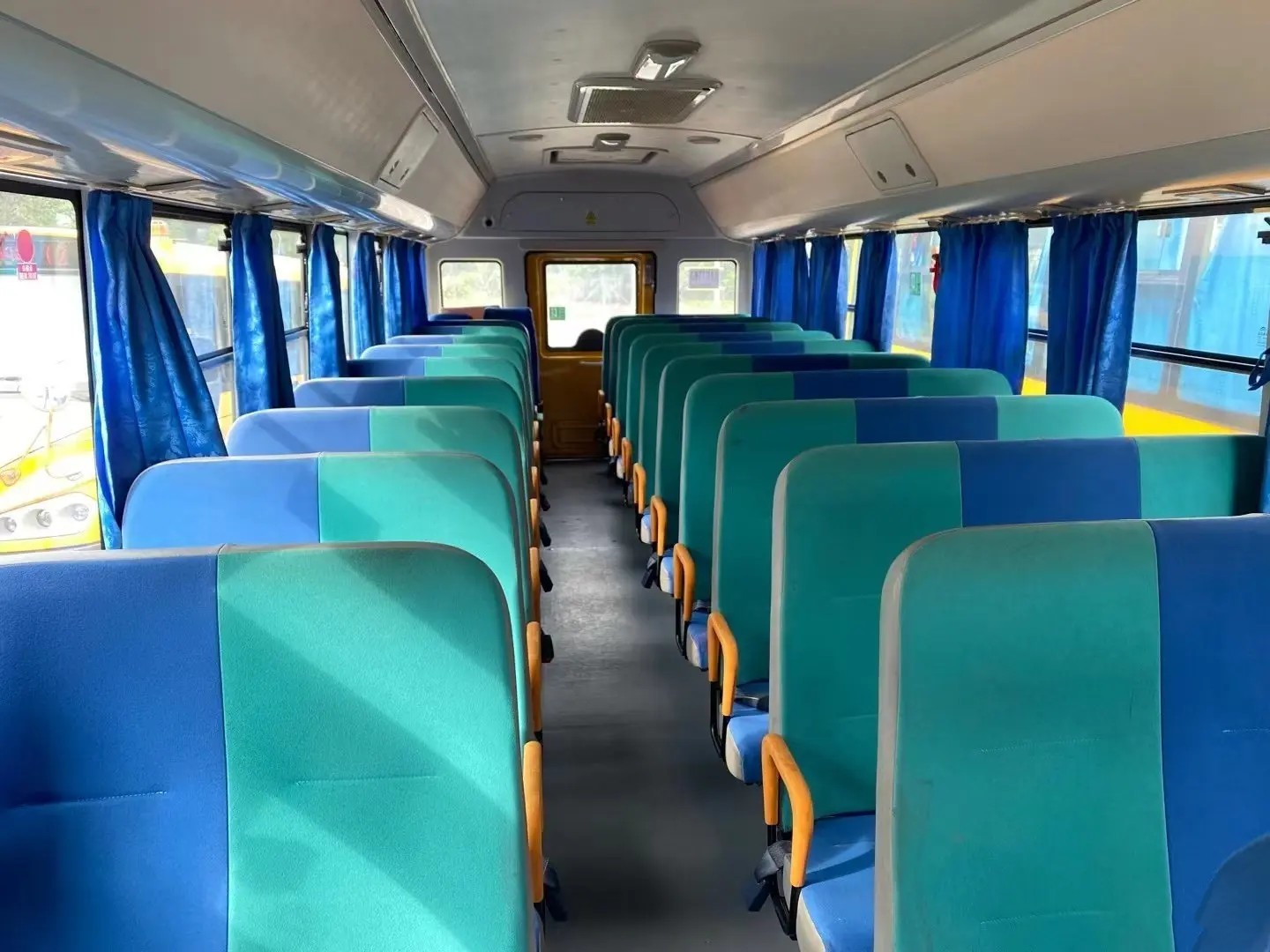 Second Hand School Bus Weichai Engine 52 Seats 9 Meters YuTong Used Bus ZK6935D