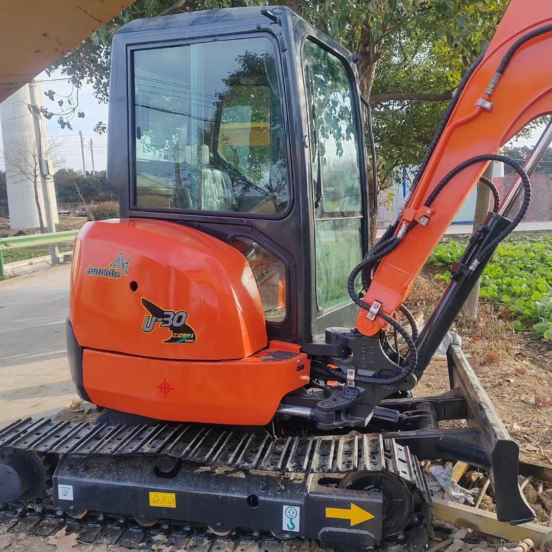 Used Kubota Digger U30 Secondhand 3ton Small Type Mini Crawler Excavator