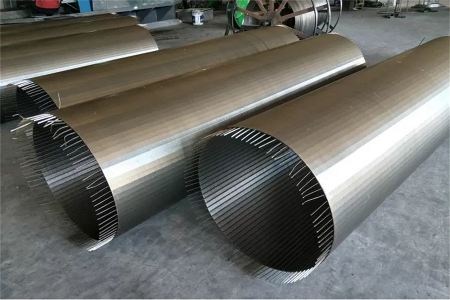 Round 316L Stainless Steel Filter Element 30mm Slot Wedge Wire Pipe Non Magnetic