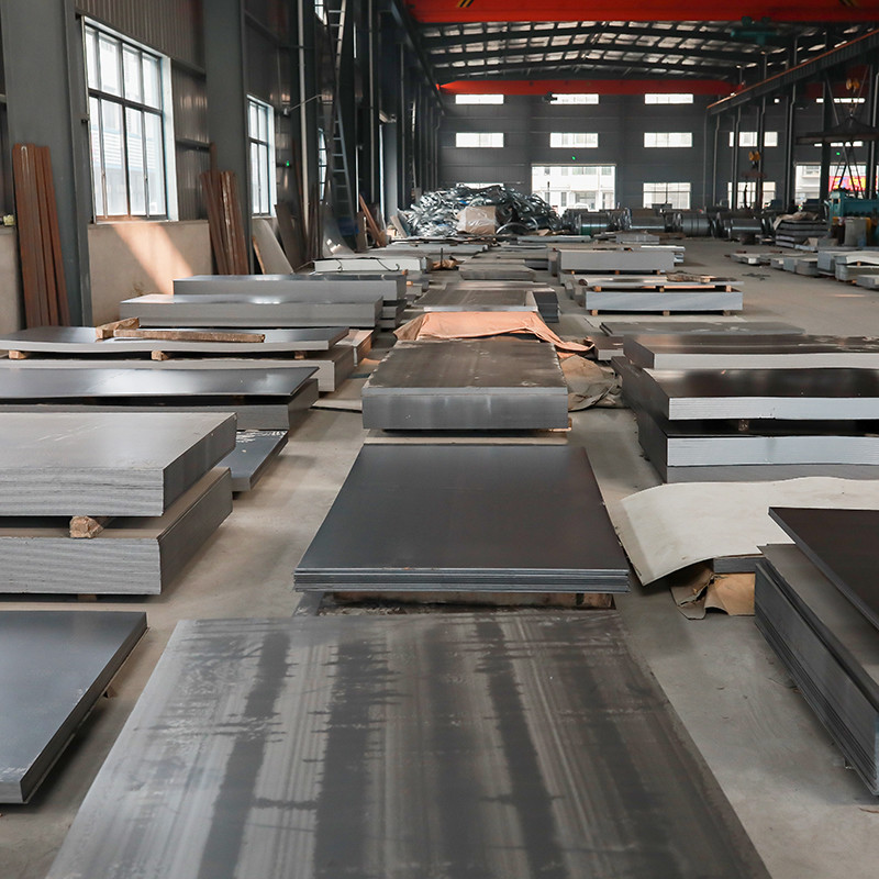 Hot Dip Galvanized Checker Steel Plate Sheet SPCC DX51 Zinc Coated Antislip Stairs