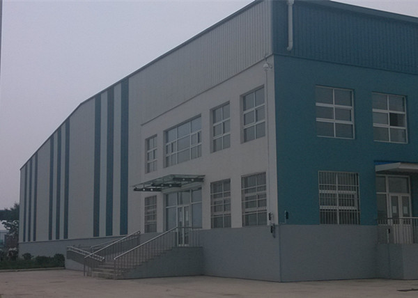 Large span low cost prefabricated engineering steel frame structure warehouse