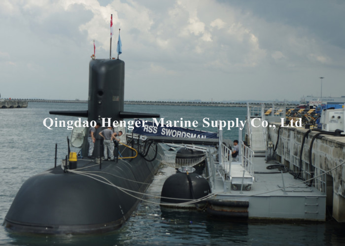 Naval Port Military Harbour Commercial Boat Fenders , Protective Marine Boat Fenders