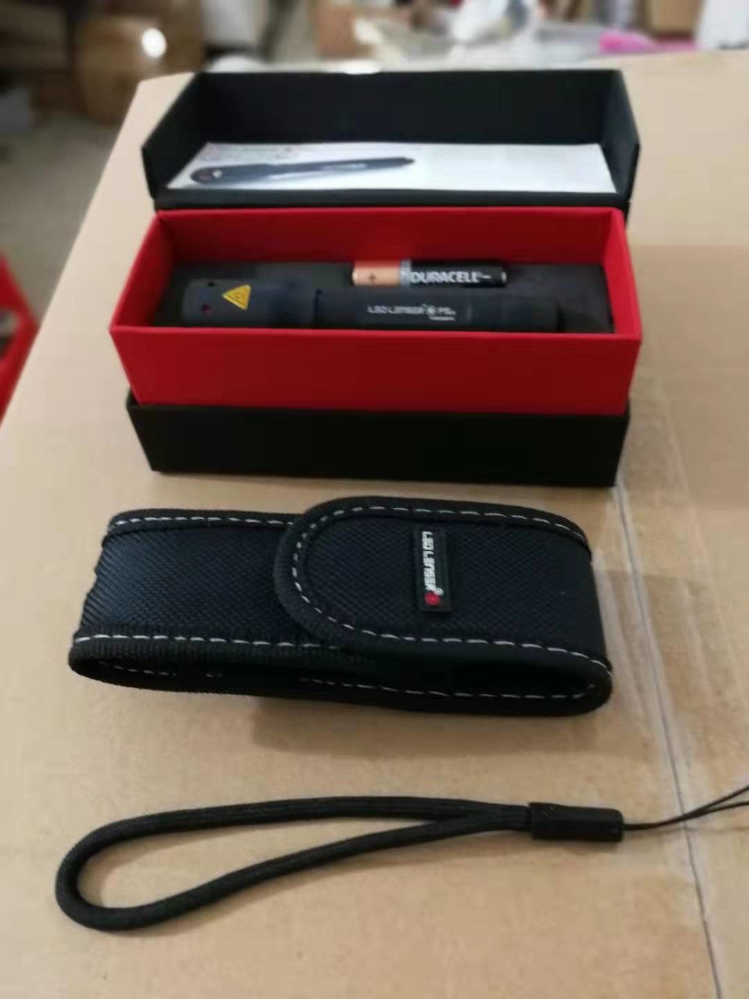 Led Lenser P5.2 everyday lightweight powerfull torch flashlight
