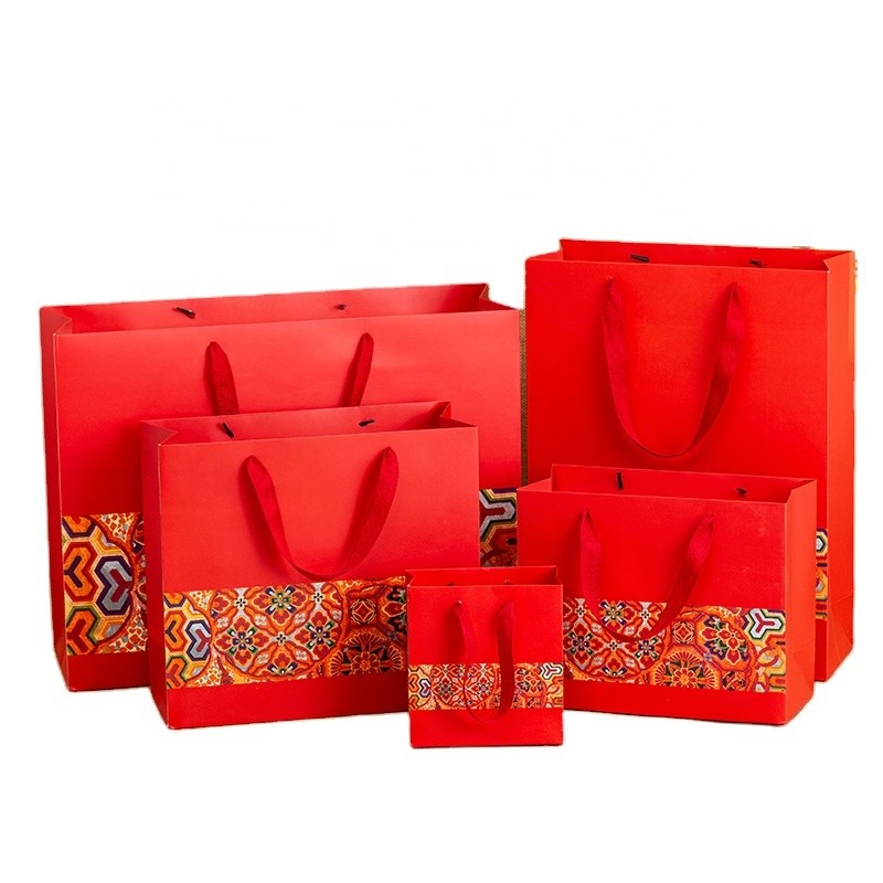 Custom Design Logo Red Exquisite Special Paper Packaging Bag Shopping Gift Bags With Handle