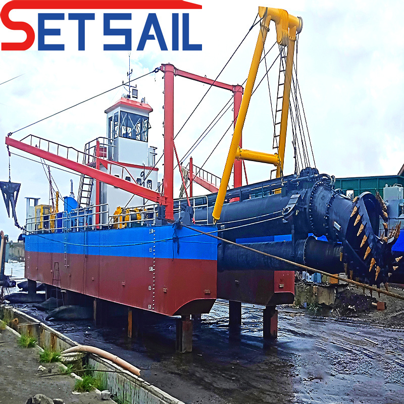 New Water Flow 3000m3 Cutter Suction Dredger for Dredging Project