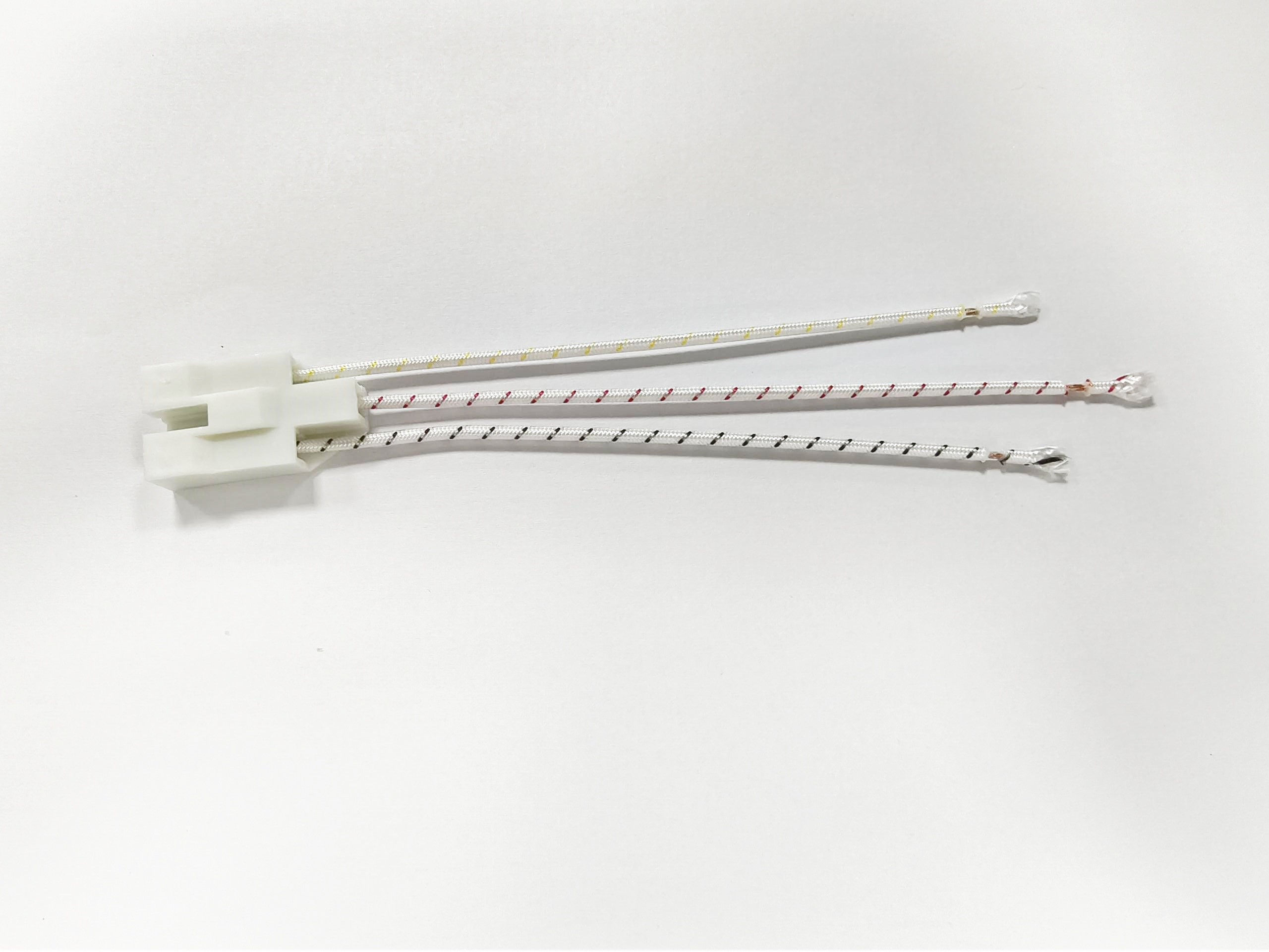 UL94V-0 Flame Resistance Hermetically Sealed Terminal 3500VAC Dielectric Strength 10A Rating