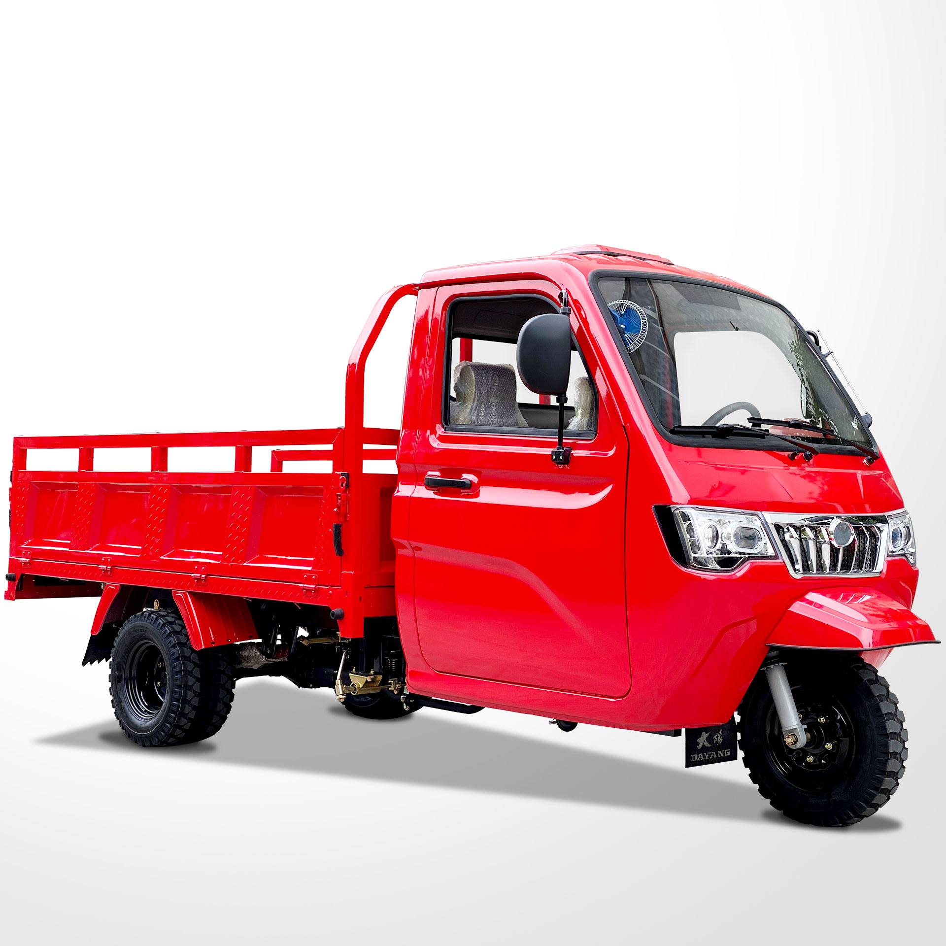 Motorized 2021 Type 250cc Water Cooling Closed Container Tricycle for Cargo 2000mm*1350mm
