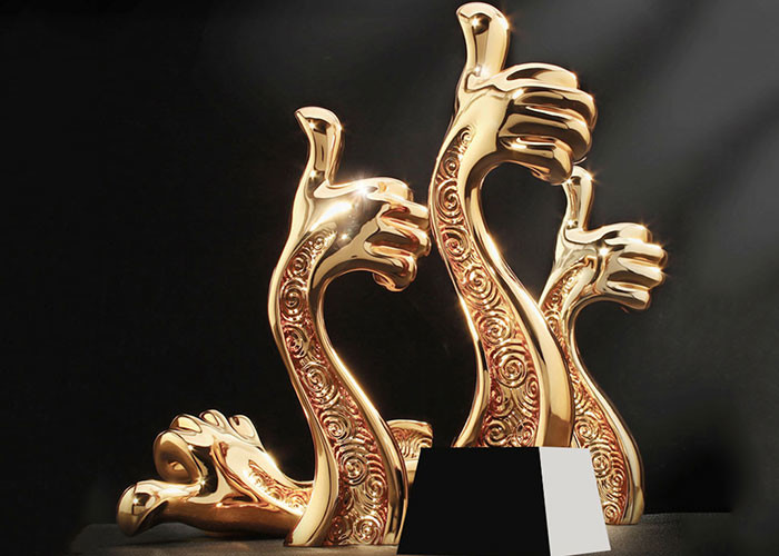 Resin Material Trophies For School Awards , Thumb Shape Award Cups Trophies