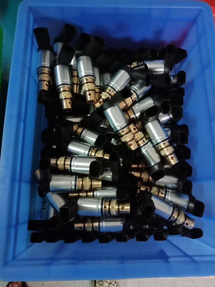 China top supplier manufacuter for auto AC Control Valves, Car AC Compressor Control Valve Wholesale Control Valves