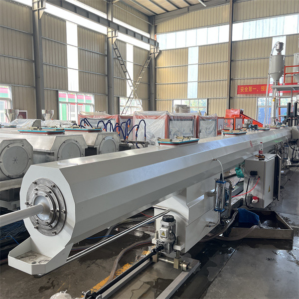 Plastic Water Gas Oil Supply Pipe Tube Extrusion Production Line Single Screw Extruder Pipe Making Machine