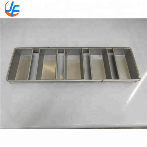 RK Bakeware China- 4 Straps Nonstick Aluminum Loaf Pans/ Aluminumized Bread Pan