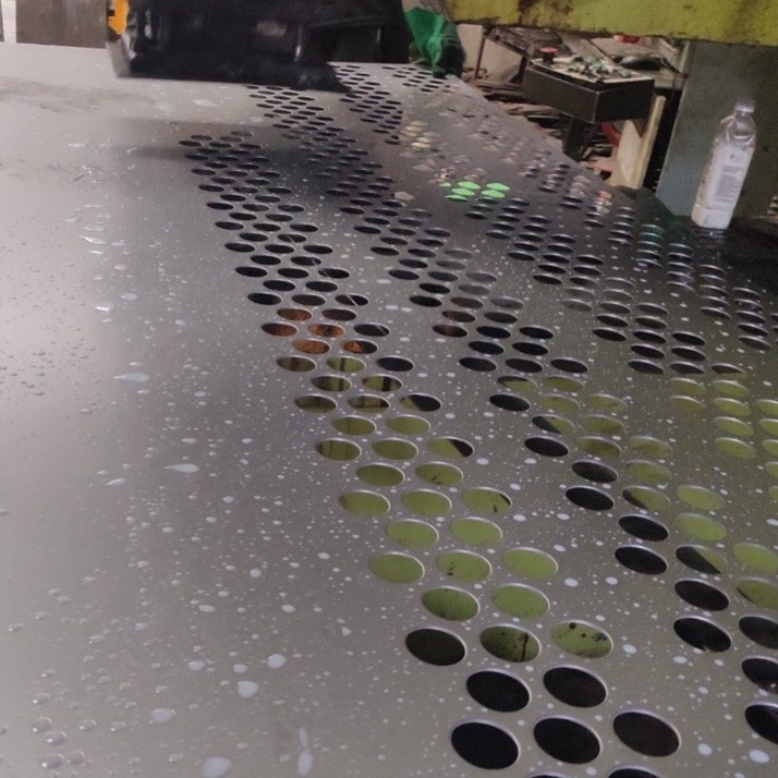 Polishing Perforated Metal Mesh Customized Aluminum Wooden Case Packaging