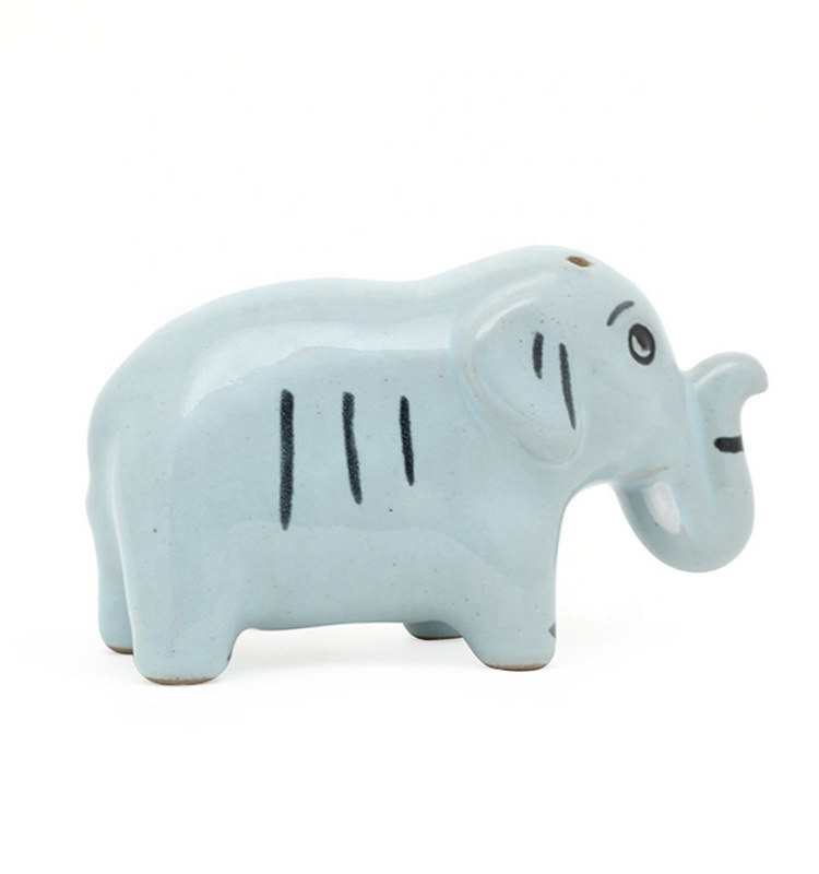 Blue 3d Animal Shaped Pottery Stoneware Salt And Pepper Shaker With Decal On Glaze