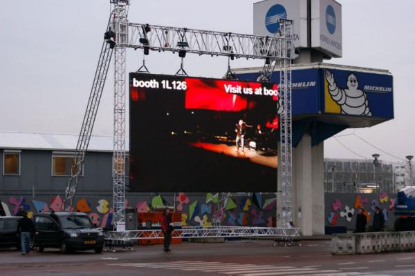 Lightweight full color P4 led outdoor display board 5 years warranty outdoor