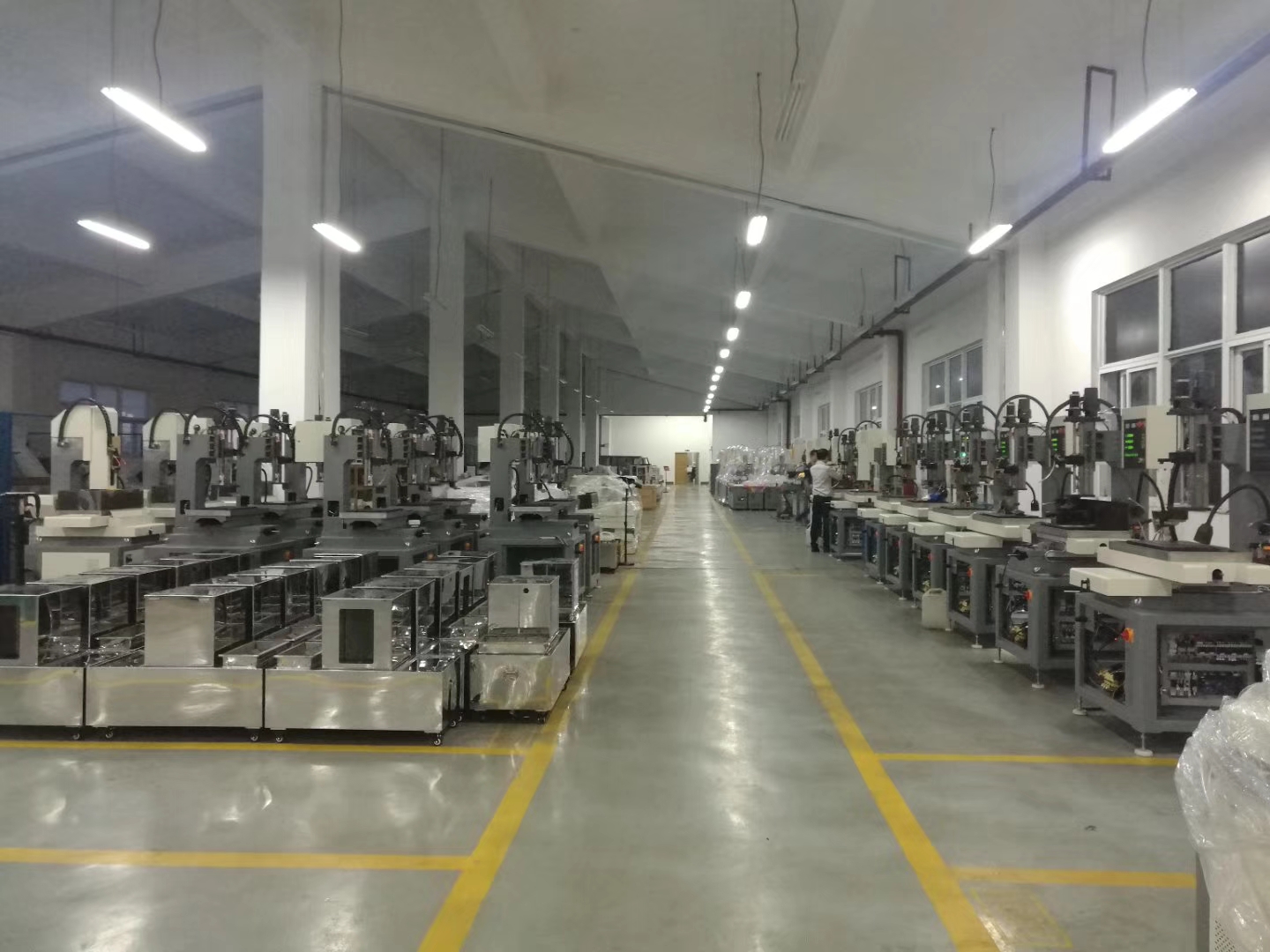 1000*1000*2000 Mm EDM Hole Drilling Machine High Efficiency And Good Stability