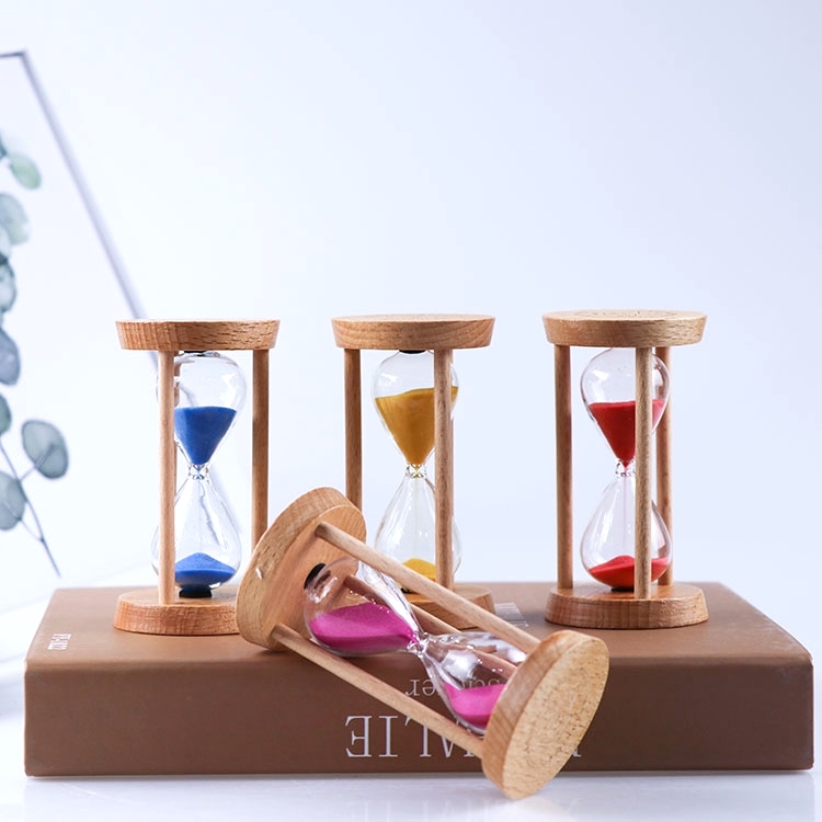 Three Pillar Wooden Hourglass Customized Antique Sand Timer for Gift