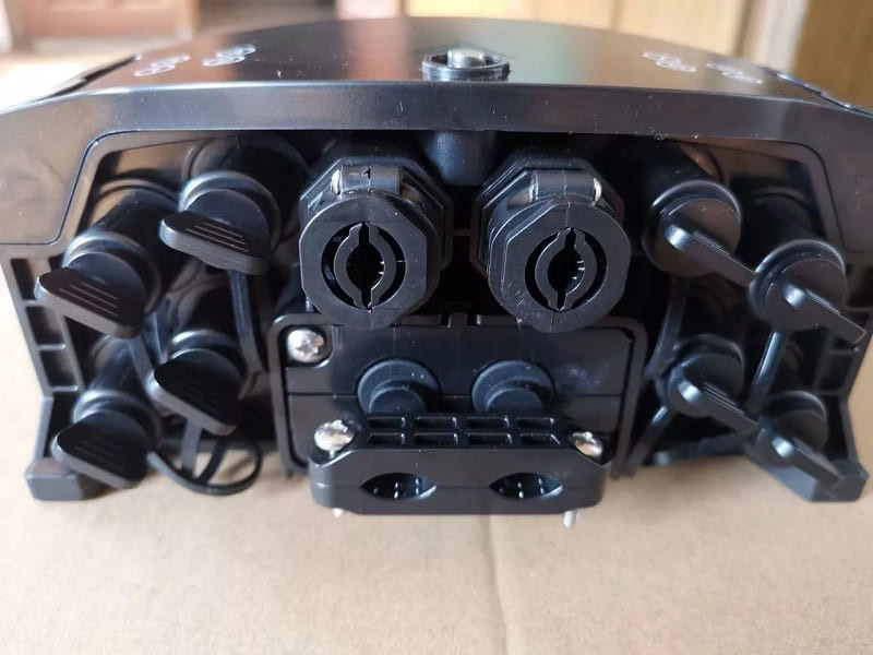 Waterproof 8 Port Fiber Optic Terminal Box FTTH FTTX FTTP IP65