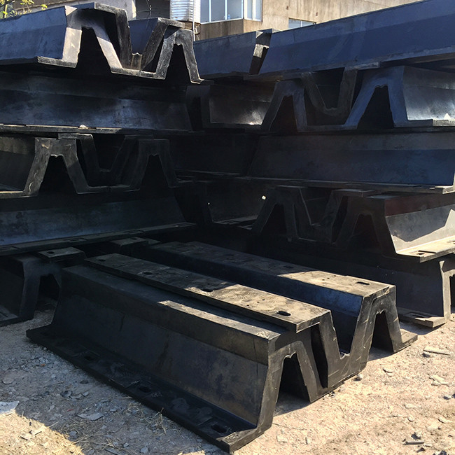 3500mm Length Dock Fender Bumper Type V Oem Design
