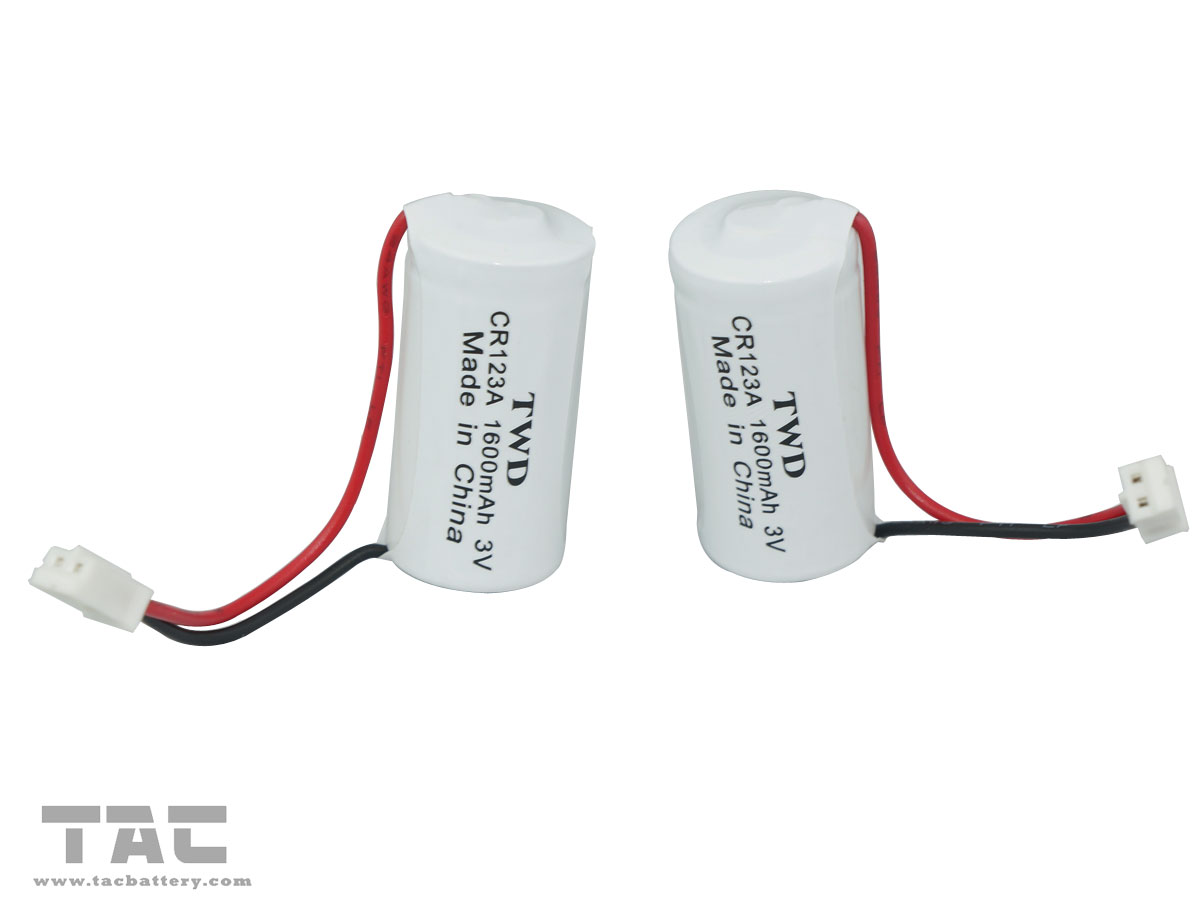 High Energy Density 3.0V CR123A 1600mah Li-Mn Battery , Gps Tracking