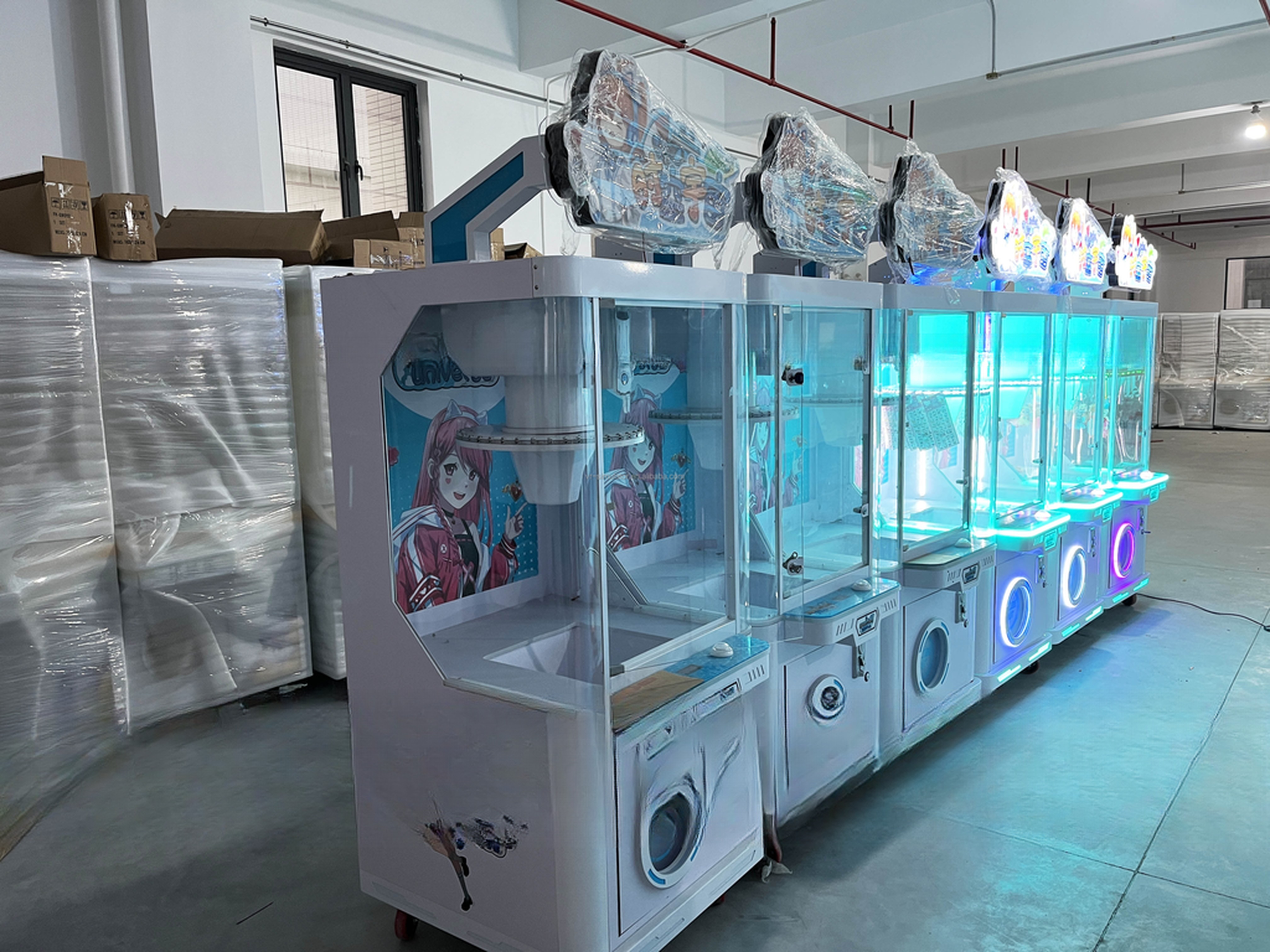 Dreamland exclusive single player hit the prize machine push toys crane vending machine for gifts