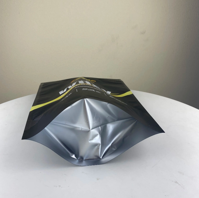 Popular Customized Resealable Foil Standing Up Zip Pouch For Whey Protein Powder