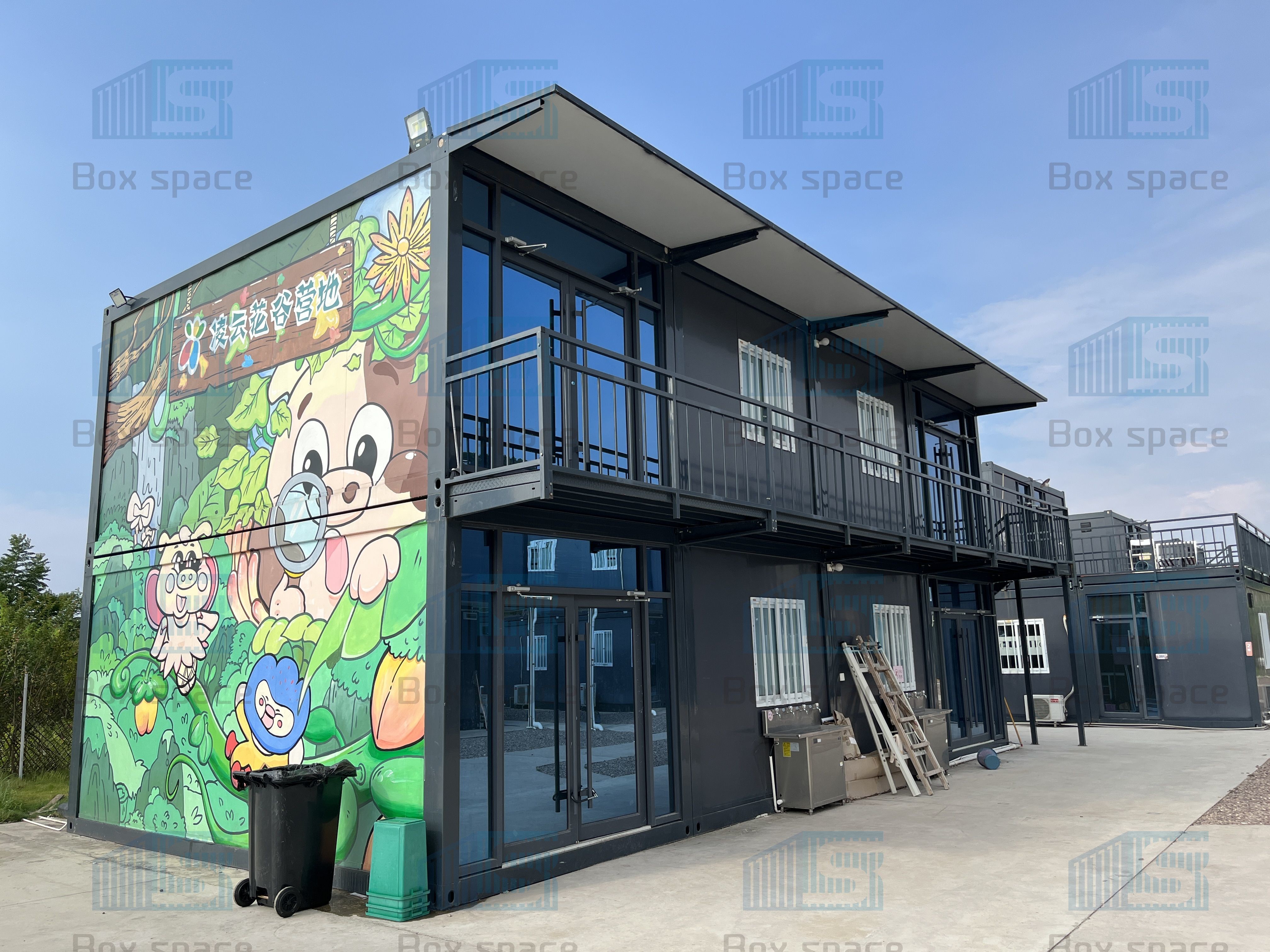Q235B Galvanized Steel Frame 4 Hidden Pipes Drainage System Portable Modular Cabin