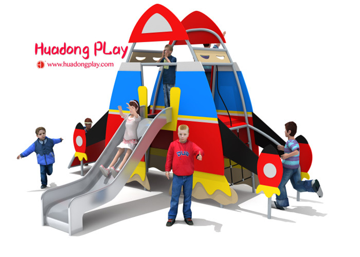 Daycare HDPE Playground Steel Tube Material 460*370*300cm Wide Color Range