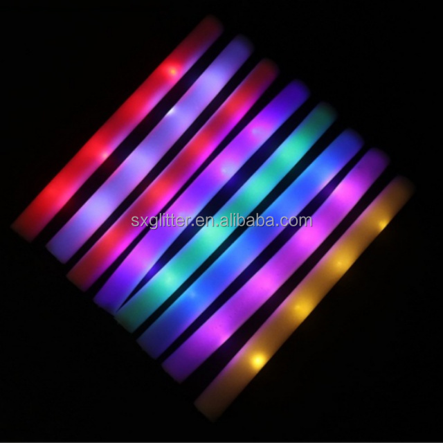 Ecofriendly Personal Neon Barrels Party Custom Logo LED Foam Sticks Glow Sticks Flashing LED Sticks Party Supplies Barrels