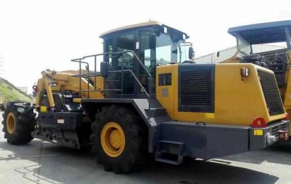 XLZ250K Road Maintenance Equipment , Pavement Cold In - Place Recycling